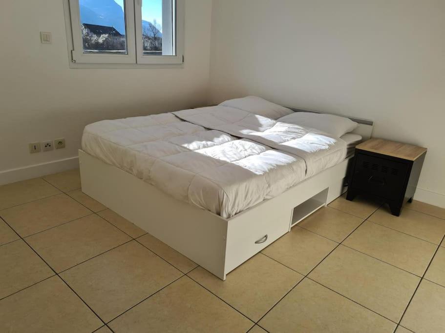 Appartement - Cluses Ngoại thất bức ảnh